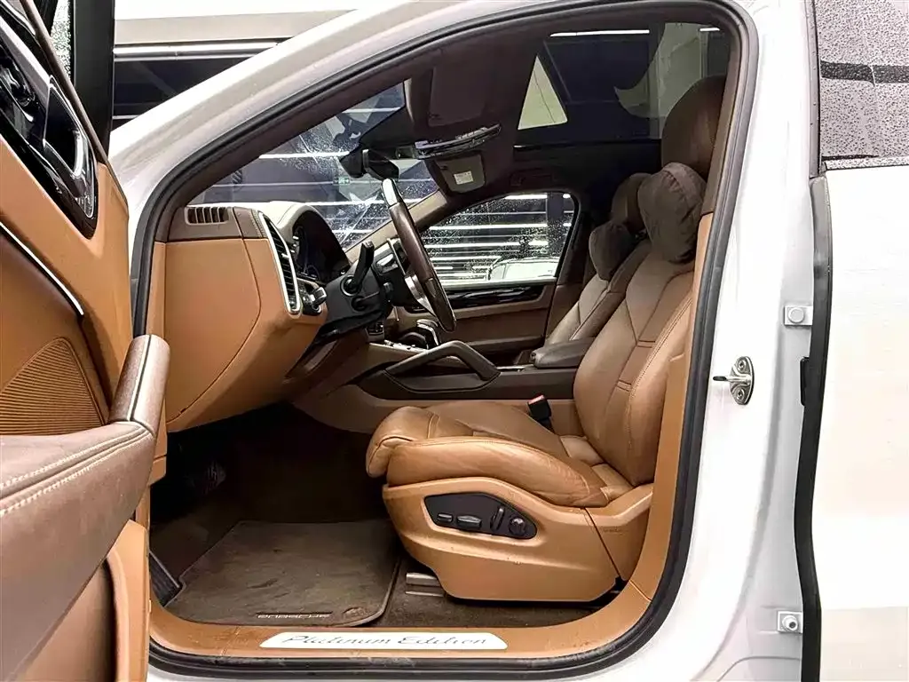 Porsche Cayenne 2023 из CN, фото 8