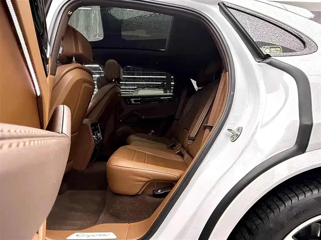 Porsche Cayenne 2023 из CN, фото 10