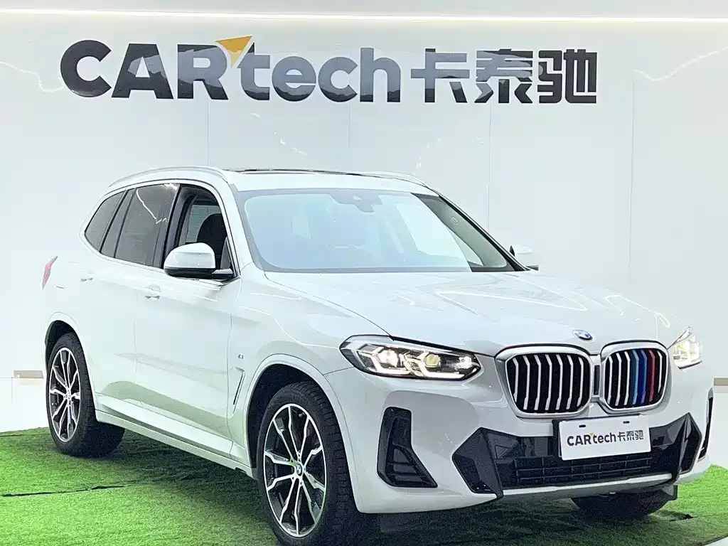 BMW X3 2022 из CN, фото 2