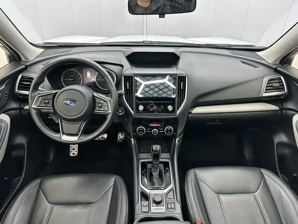 Subaru Forester 2023 из CN, фото 8