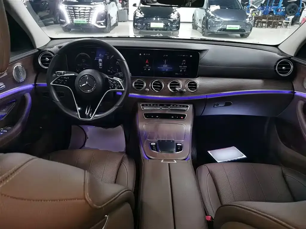 Mercedes-Benz E-Class 2023 из CN, фото 3