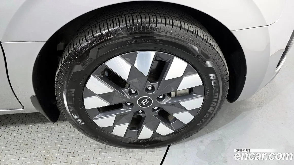 Hyundai Staria — фото 9