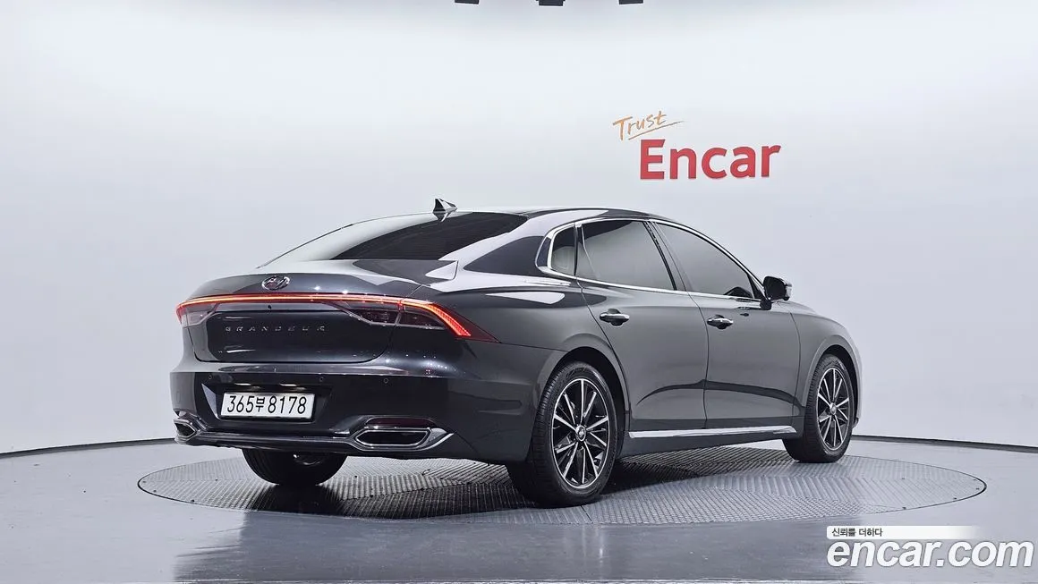 Hyundai Grandeur 2022 из KR, фото 4
