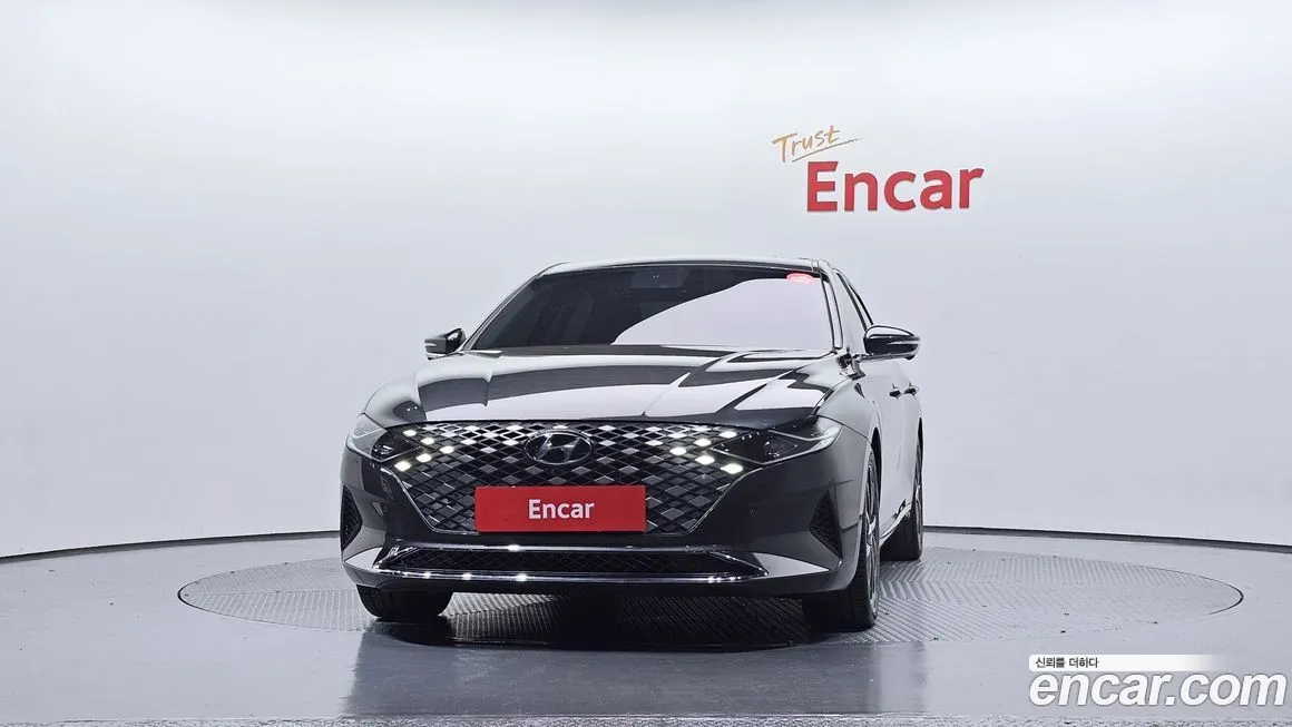 Hyundai Grandeur 2022 из KR, фото 2