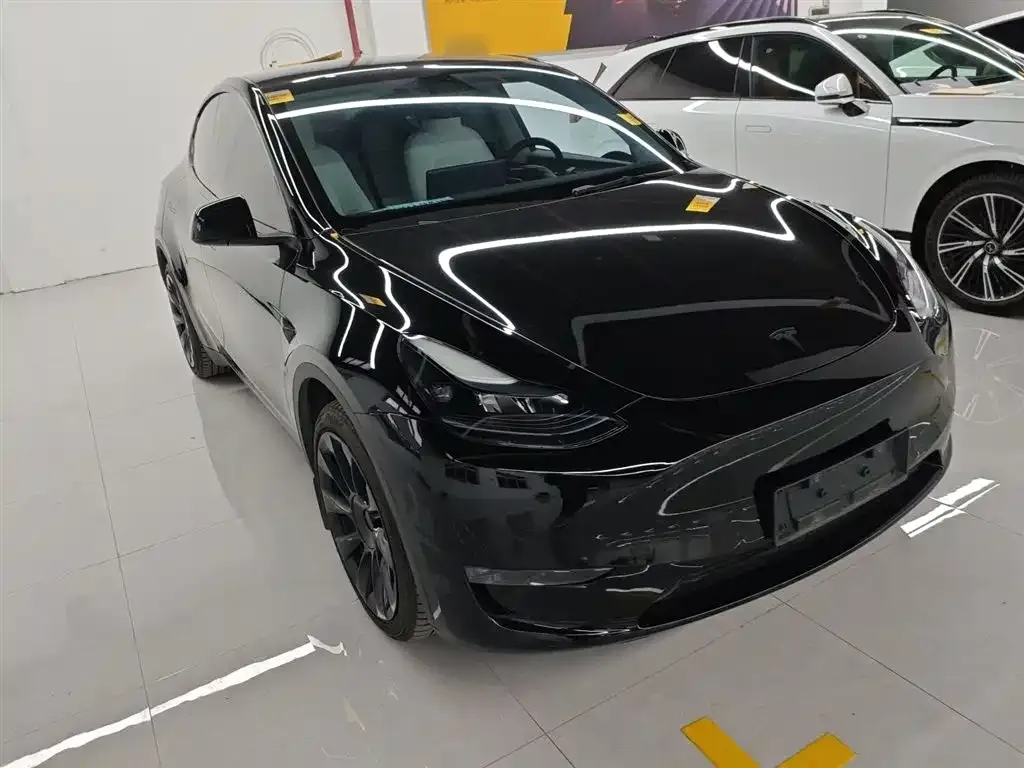 Tesla Model Y 2023 из CN, фото 4