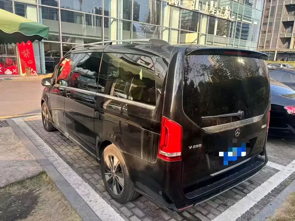 Mercedes-Benz V-Class 2022 из CN, фото 8