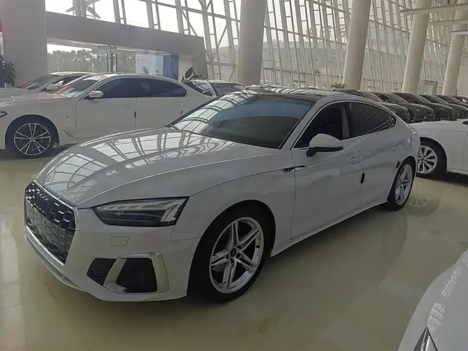 Audi A5 (Import) 2023 из CN, фото 1