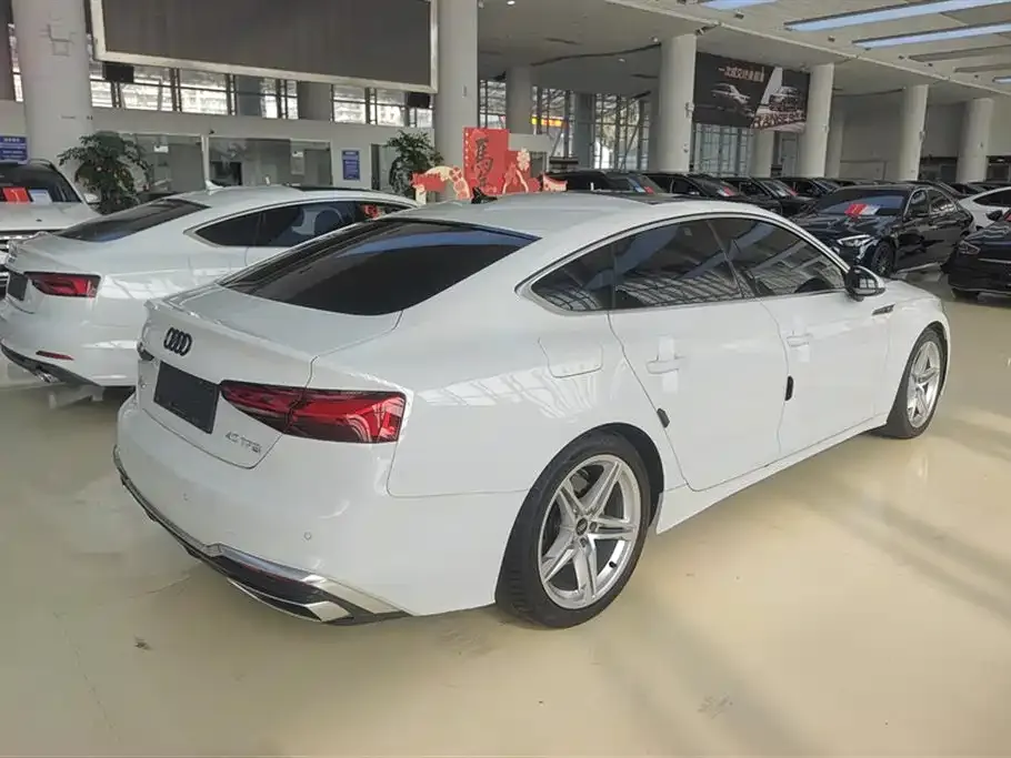 Audi A5 (Import) 2023 из CN, фото 9