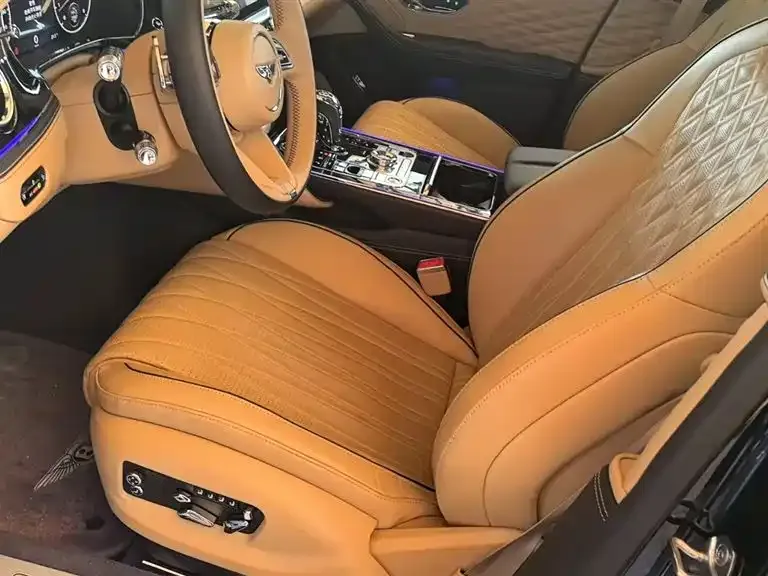 Bentley Flying Spur 2021 из CN, фото 4