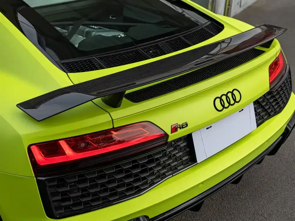 Audi R8 — фото 7