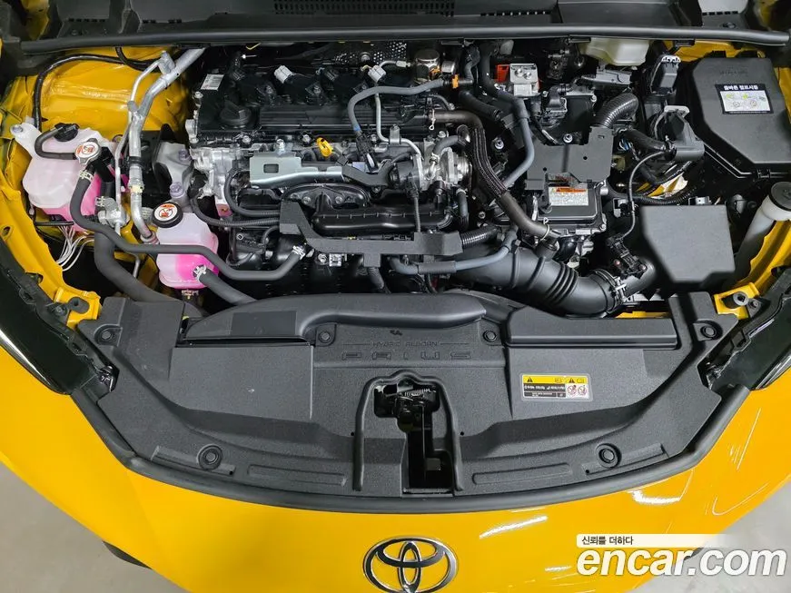 Toyota Prius 2024 из KR, фото 9