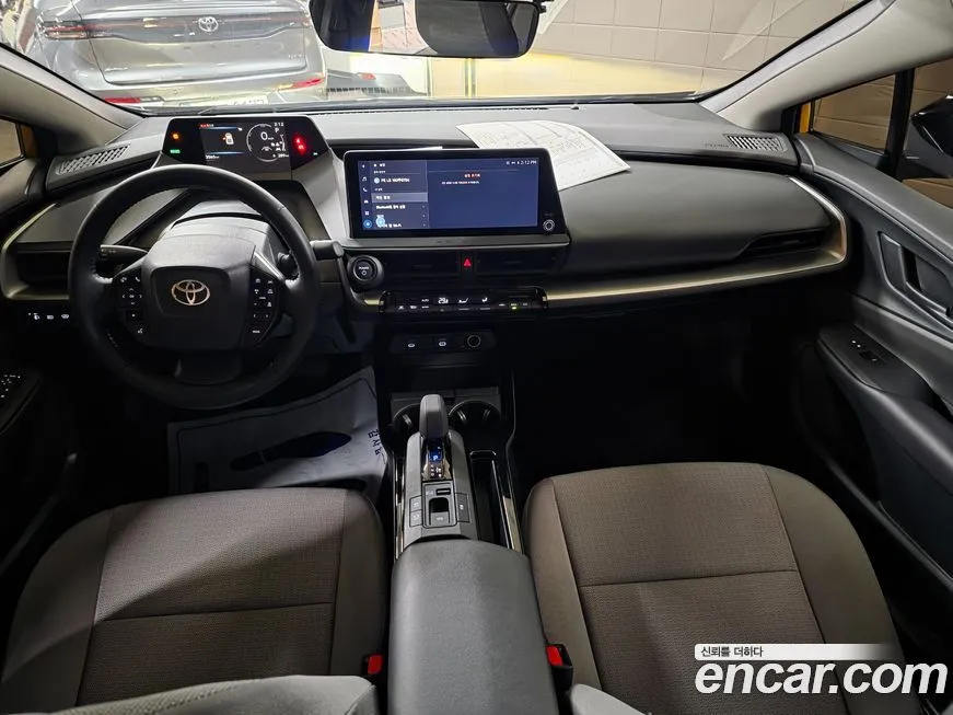 Toyota Prius 2024 из KR, фото 8