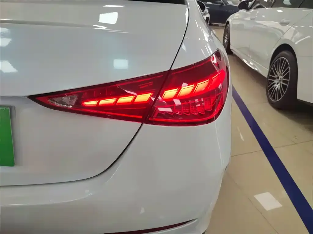 Mercedes-Benz C-Class 2023 из CN, фото 4