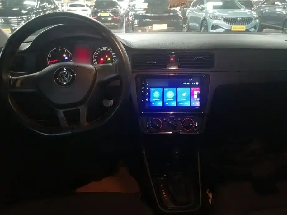 Volkswagen Santana 2022 из CN, фото 7