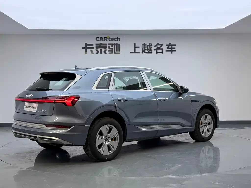 Audi e-tron 2026 из CN, фото 8