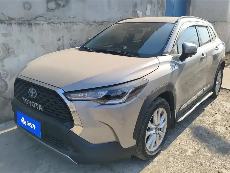 Toyota Corolla Cross 2024 из CN, фото 1