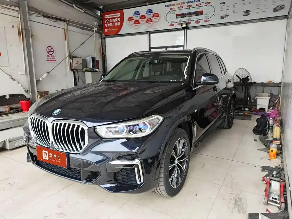 BMW X5 — фото 1