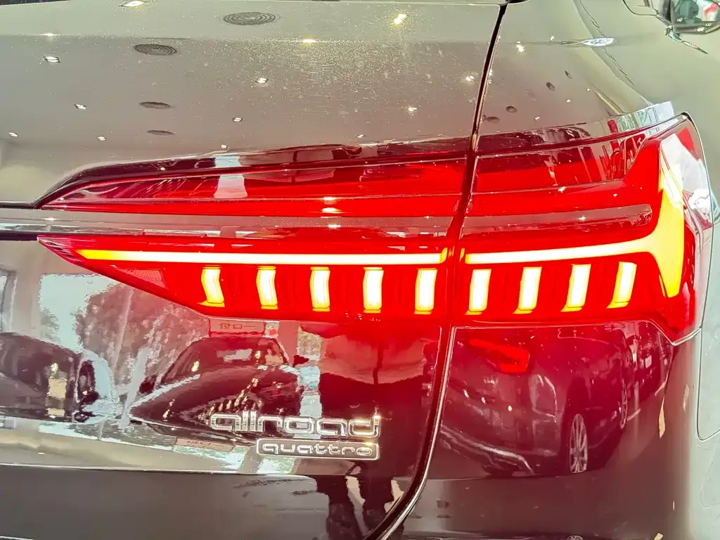 Audi A6 (Import) — фото 7