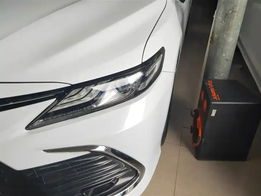 Toyota Camry 2023 из CN, фото 10