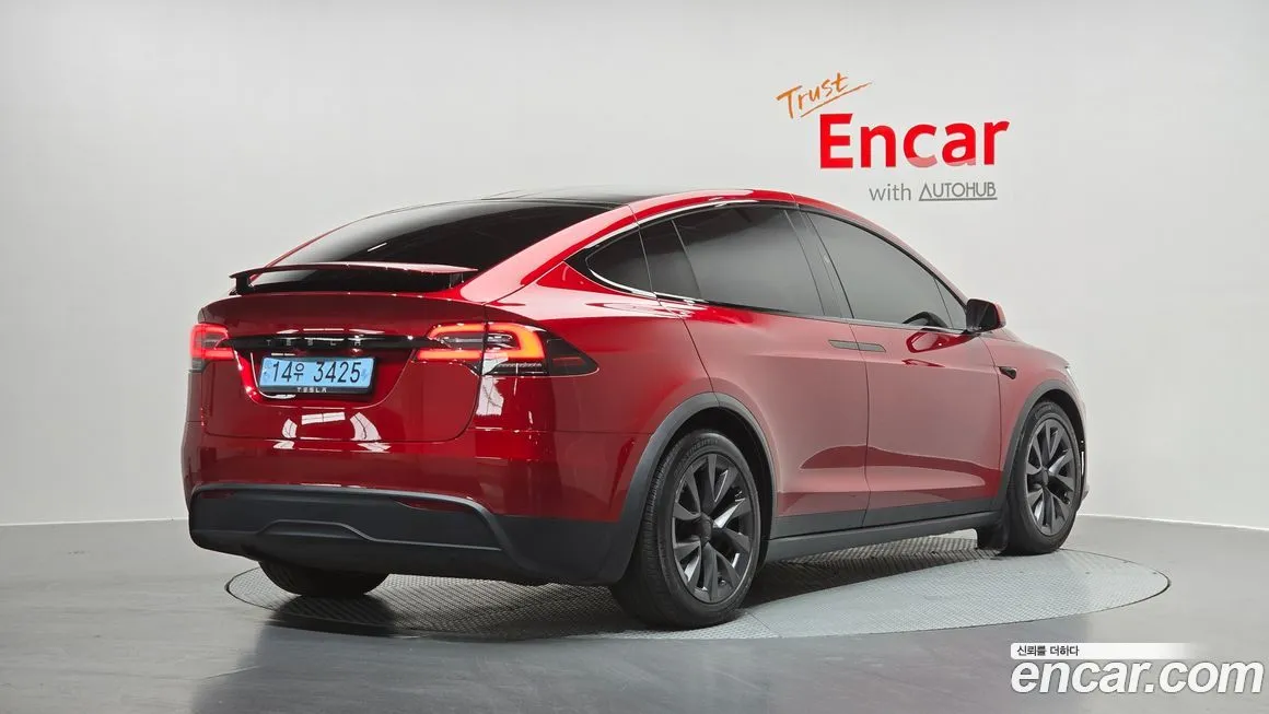 Tesla Model X 2024 из KR, фото 2