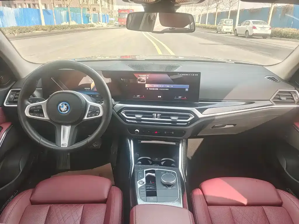 BMW i3 2023 из CN, фото 2