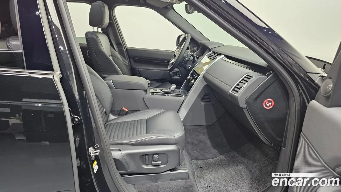 Land Rover Discovery 2025 из KR, фото 8