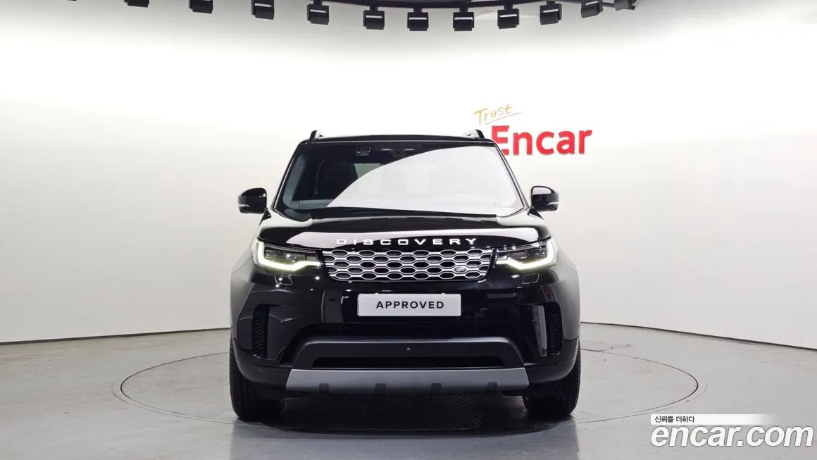 Land Rover Discovery 2025 из KR, фото 2