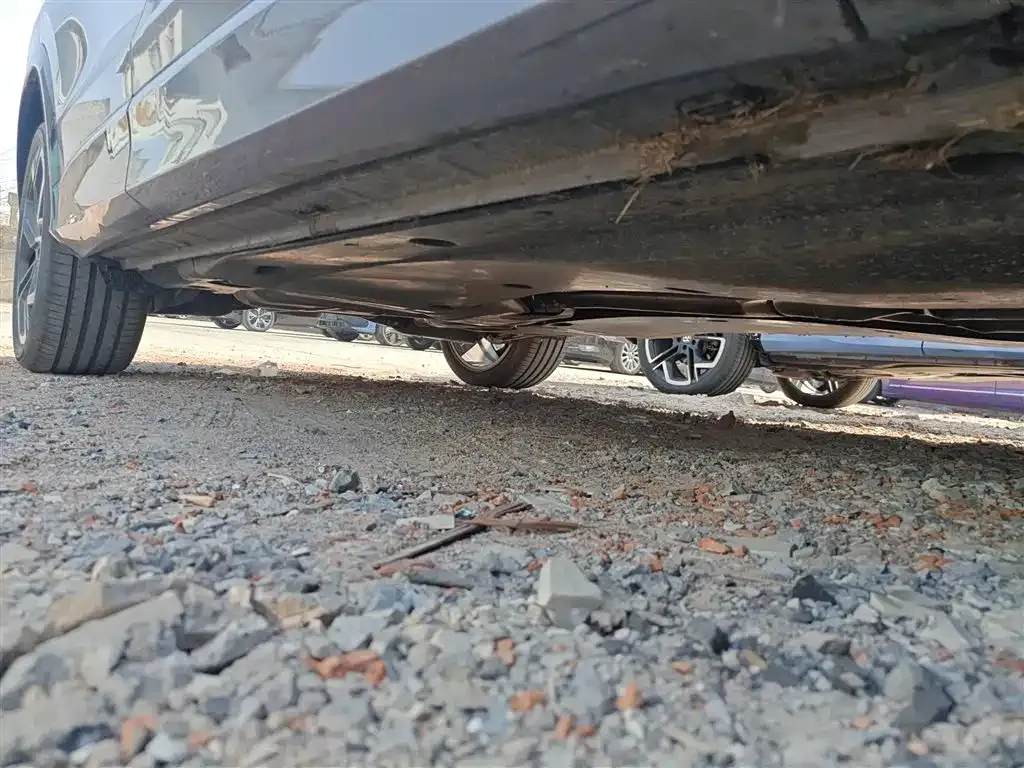 Volkswagen Tiguan L 2025 из CN, фото 2