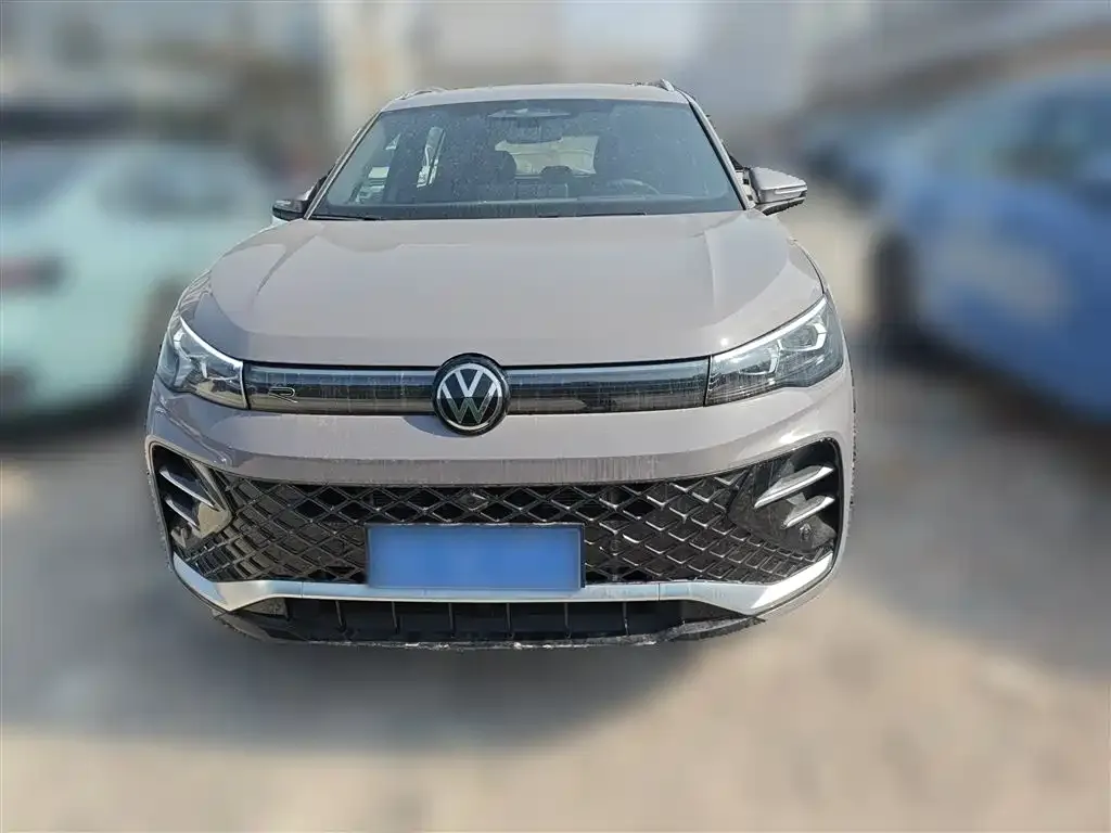 Volkswagen Tiguan L 2025 из CN, фото 3