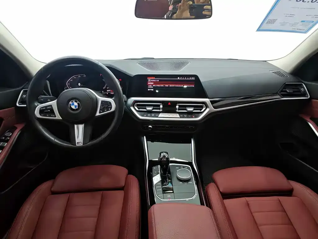 BMW 3 Series 2021 из CN, фото 10