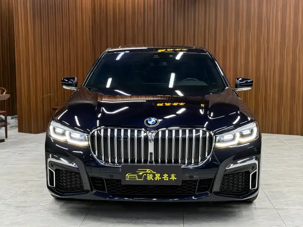BMW 7 Series 2021 из CN, фото 10