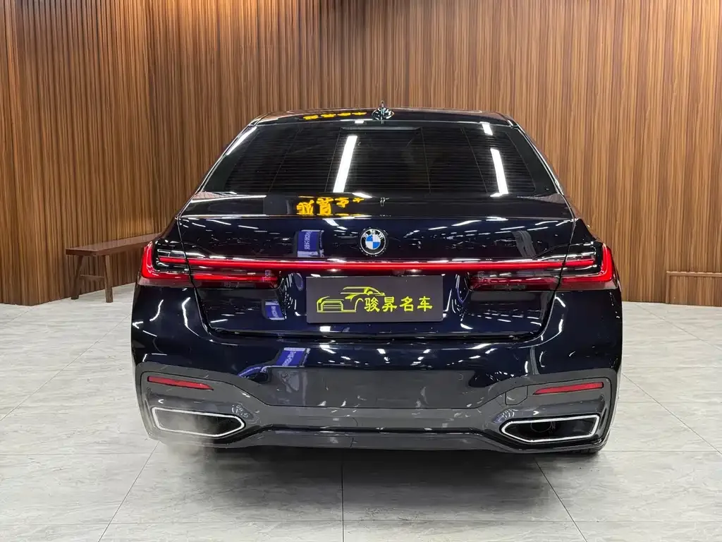 BMW 7 Series 2021 из CN, фото 8