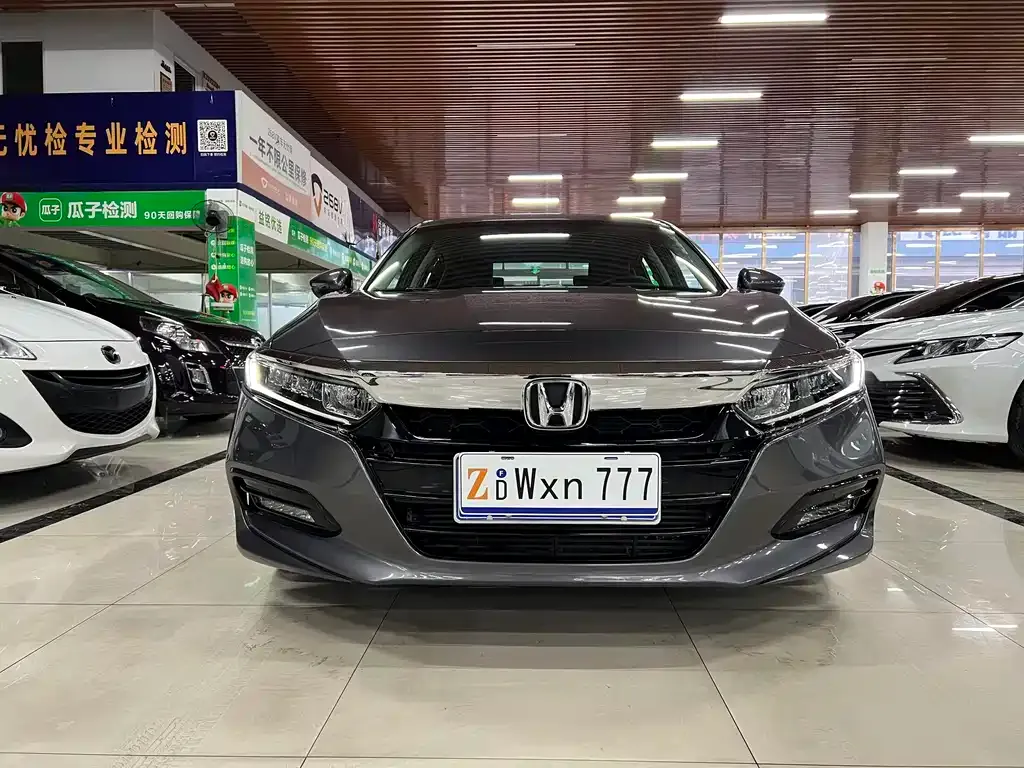 Honda Accord — фото 5