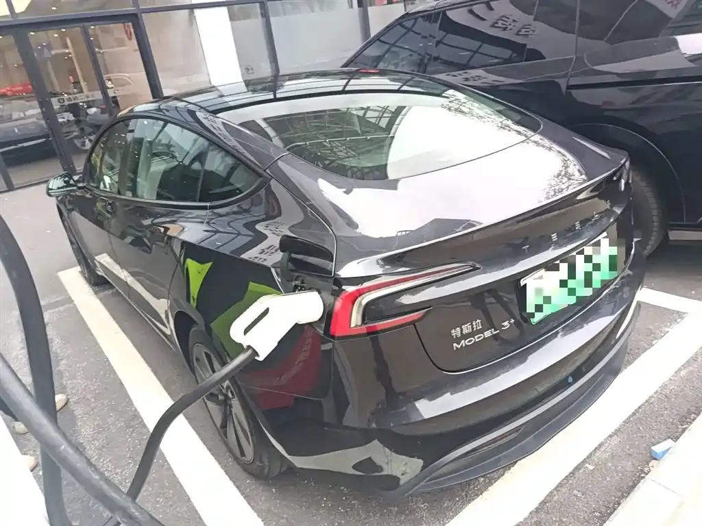 Tesla Model 3 2024 из CN, фото 8