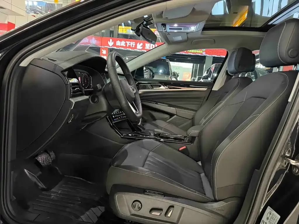 Volkswagen Passat 2025 из CN, фото 4