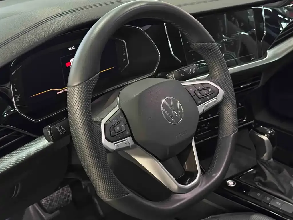 Volkswagen Passat 2025 из CN, фото 10