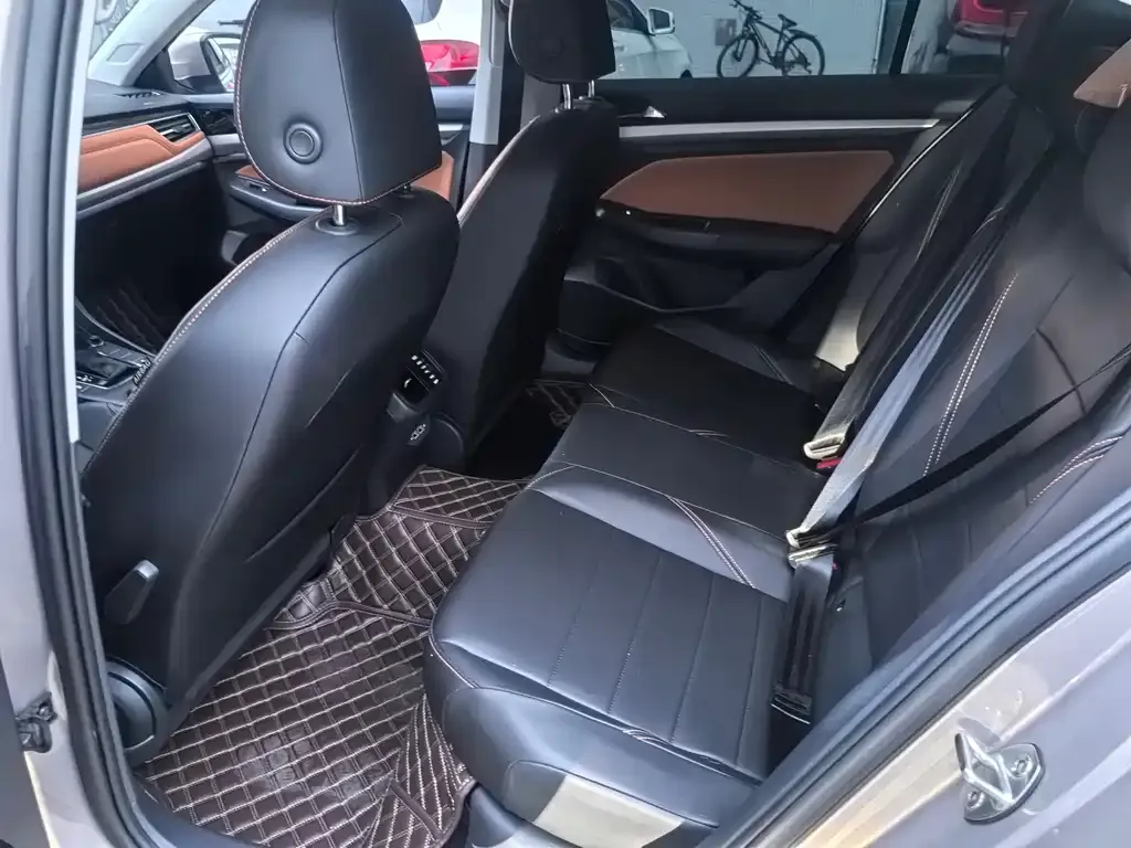 Volkswagen Bora 2023 из CN, фото 4