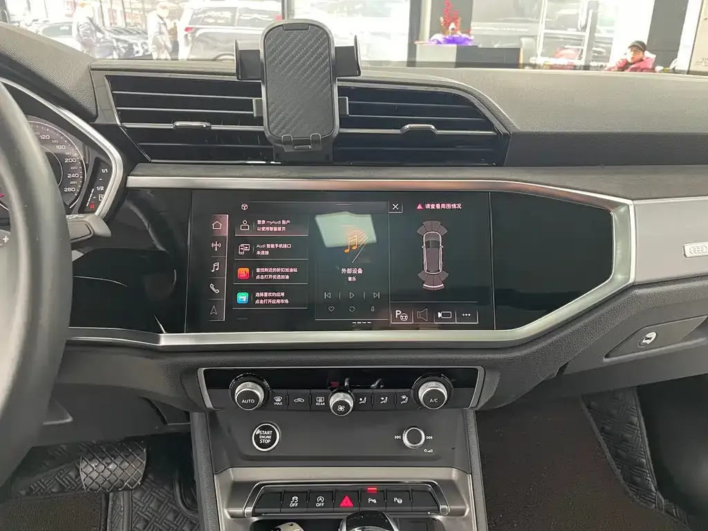Audi Q3 2022 из CN, фото 3