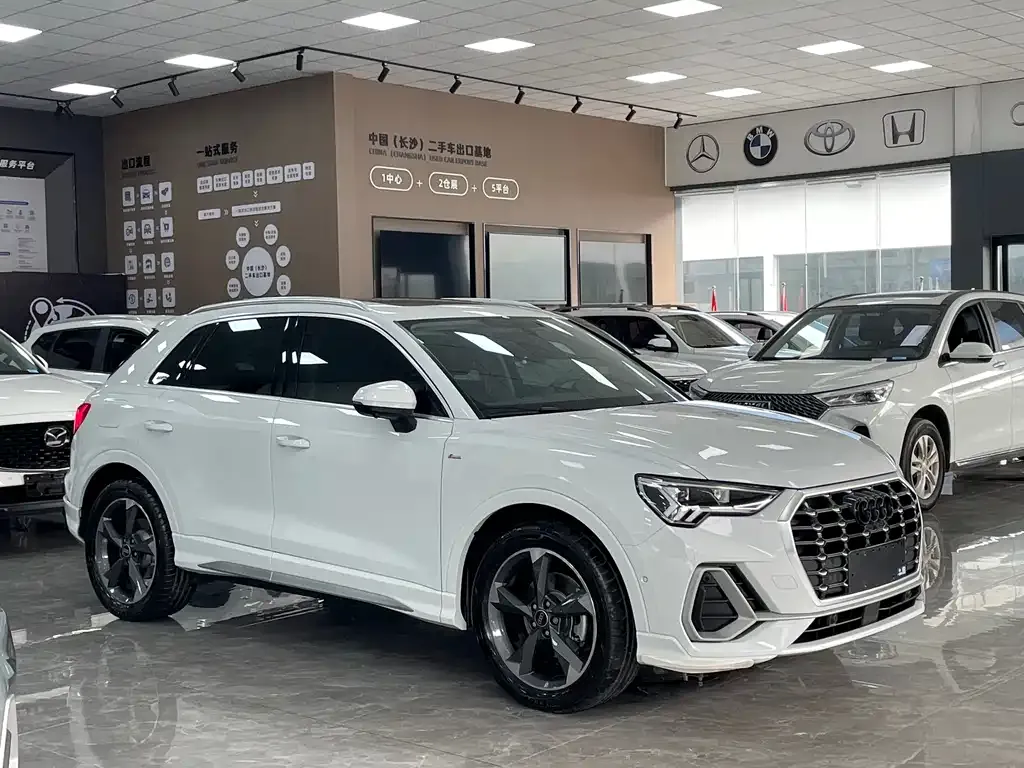 Audi Q3 2022 из CN, фото 2