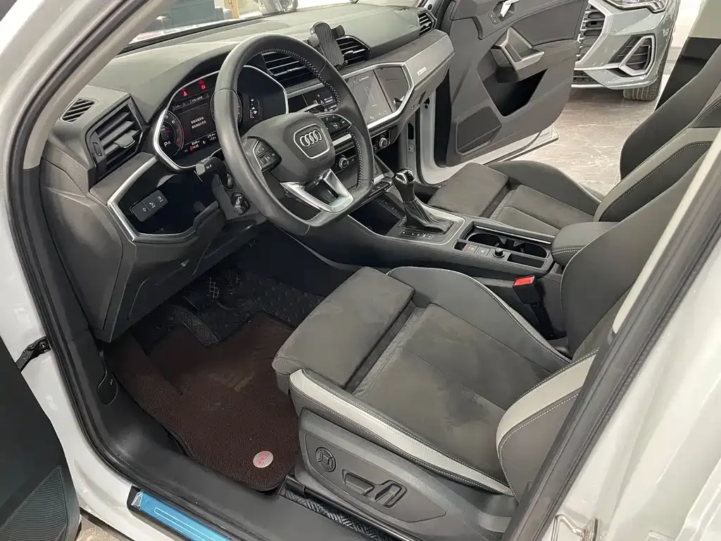 Audi Q3 2022 из CN, фото 9