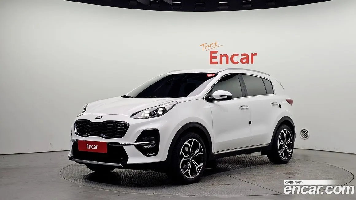 Kia Sportage — фото 1