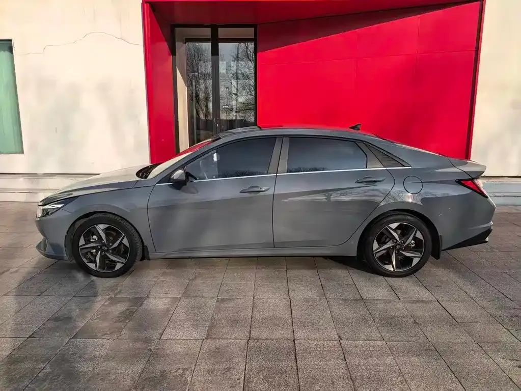 Hyundai Elantra 2023 из CN, фото 6