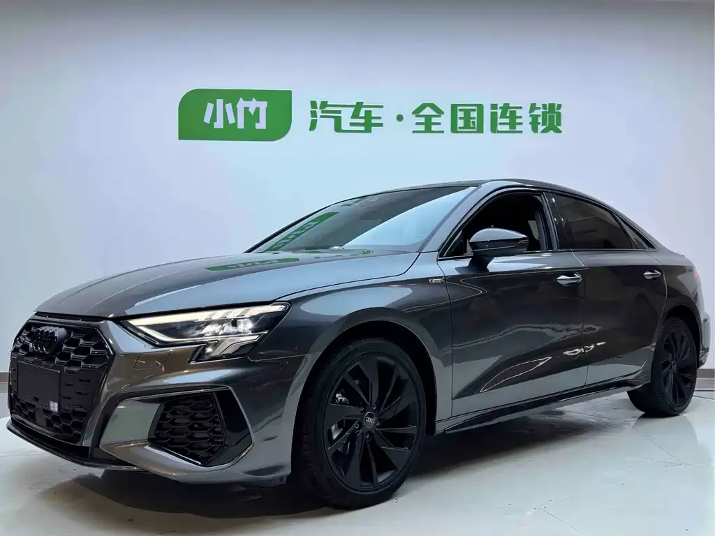 Audi A3 2023 из CN, фото 1