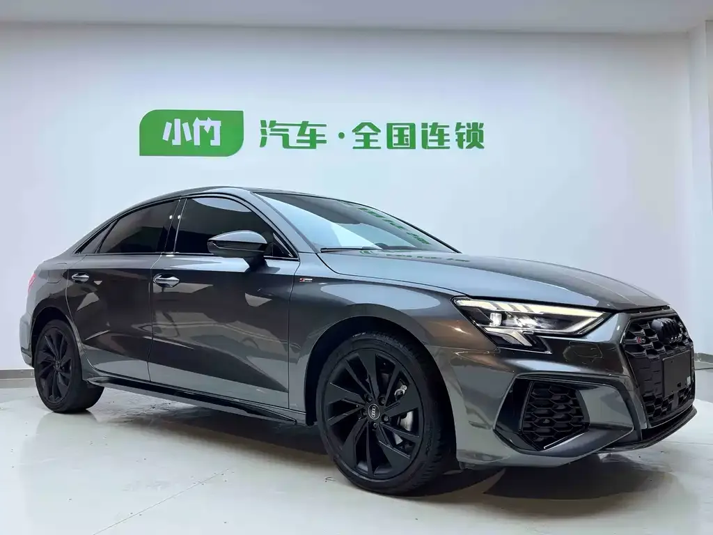 Audi A3 2023 из CN, фото 2