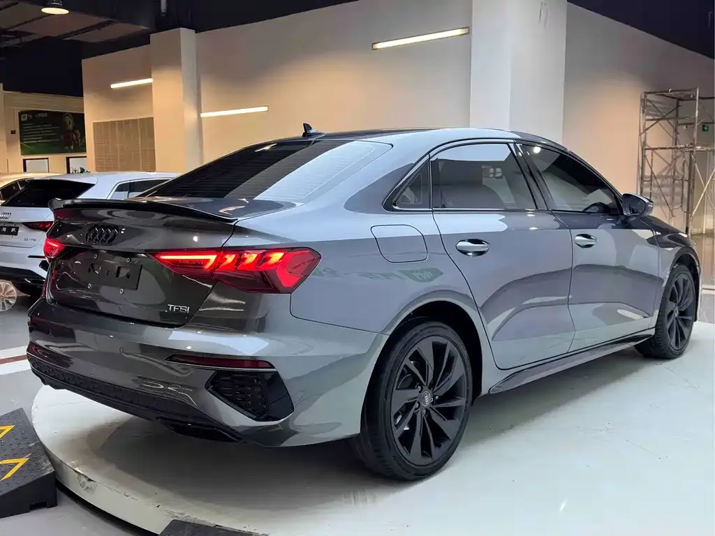Audi A3 2023 из CN, фото 5