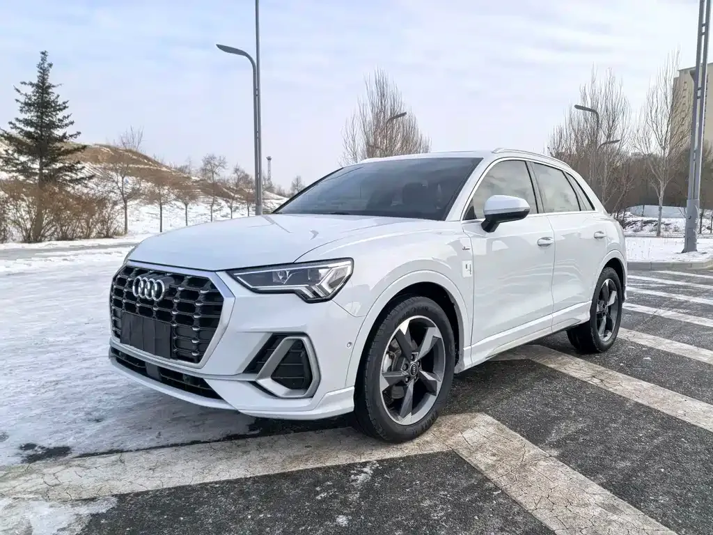 Audi Q3 2022 из CN, фото 1