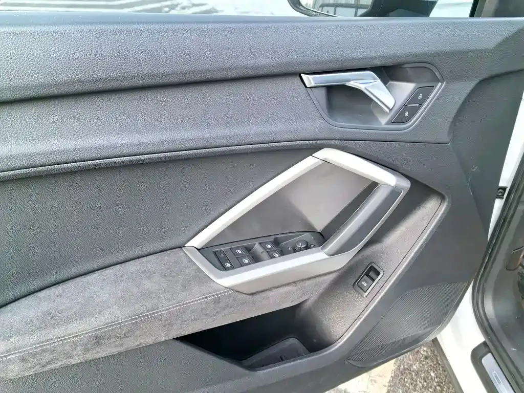 Audi Q3 2022 из CN, фото 8
