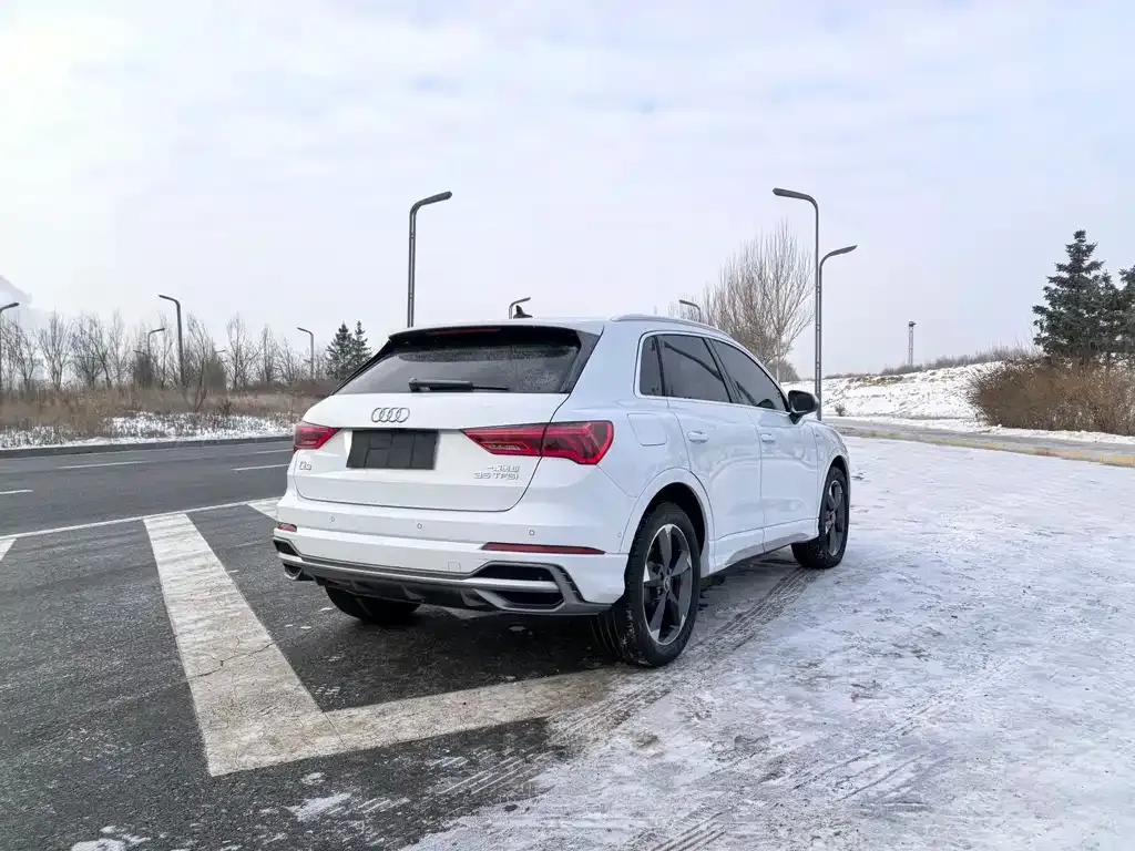 Audi Q3 2022 из CN, фото 2