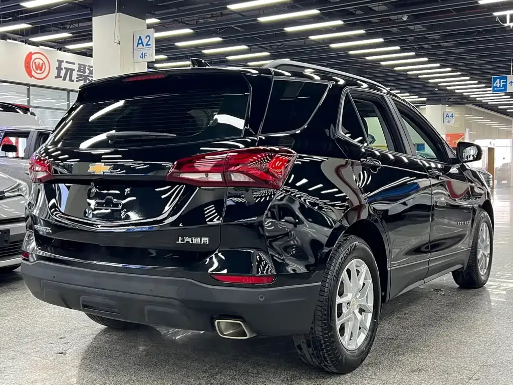 Chevrolet Equinox — фото 10