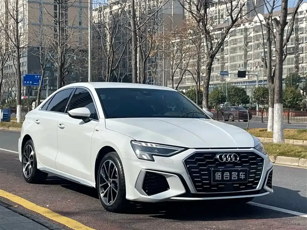 Audi A3 2022 из CN, фото 4